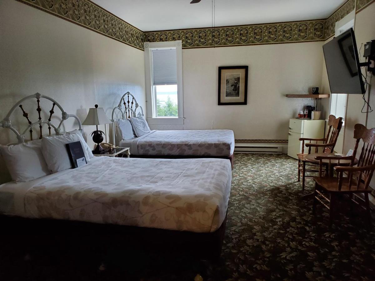 Manresa Castle Inn 3*